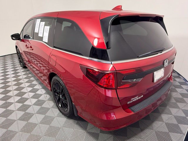 Used 2023 Honda Odyssey Sport image 4