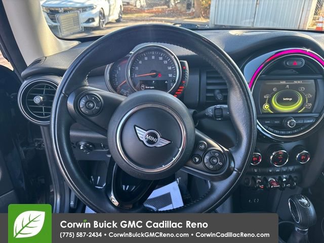 Used 2017 MINI Cooper 2-Door Hardtop image 15