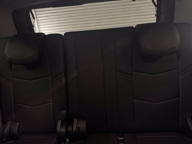 Used 2017 Cadillac Escalade Premium Luxury RWD image 15
