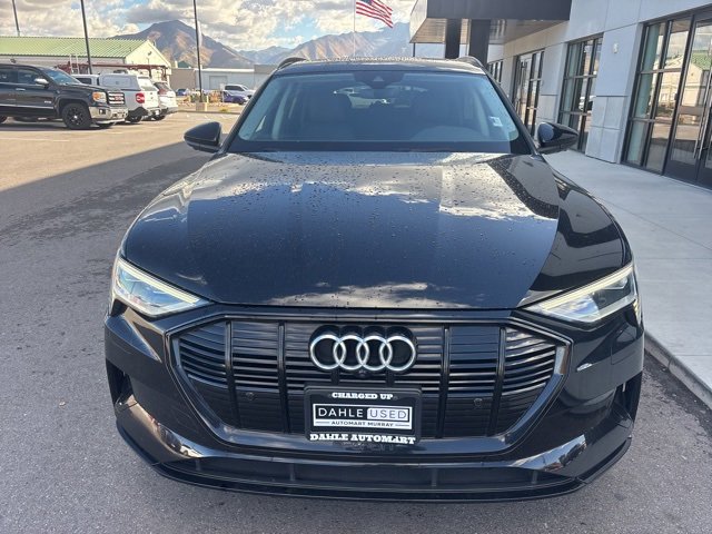 Used 2021 Audi e-tron Premium w/ Convenience Plus Package image 2