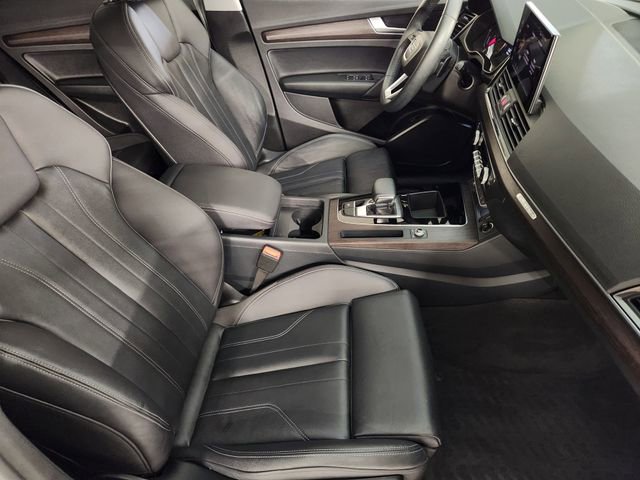 Used 2024 Audi Q5 2.0T Premium image 3