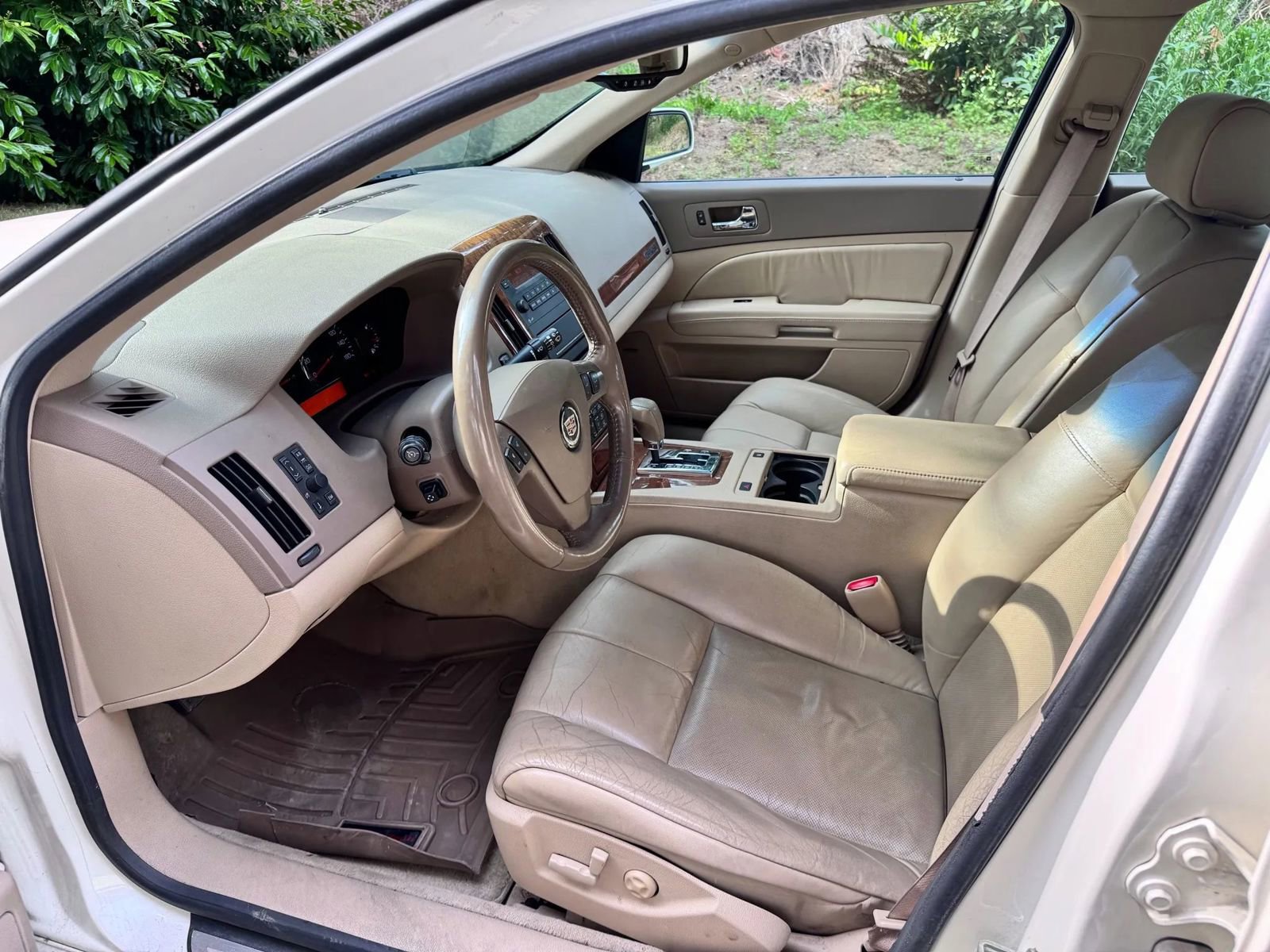 Used 2005 Cadillac STS V8 w/ Preferred Equipment Group image 9