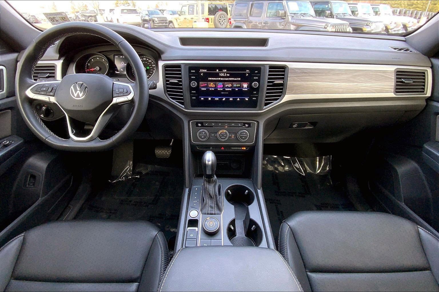 Used 2021 Volkswagen Atlas Cross Sport SE image 15