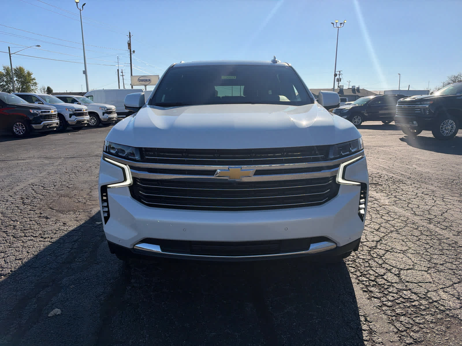 Certified 2021 Chevrolet Suburban LT w/ LT Signature Package AWD/4WD image 8