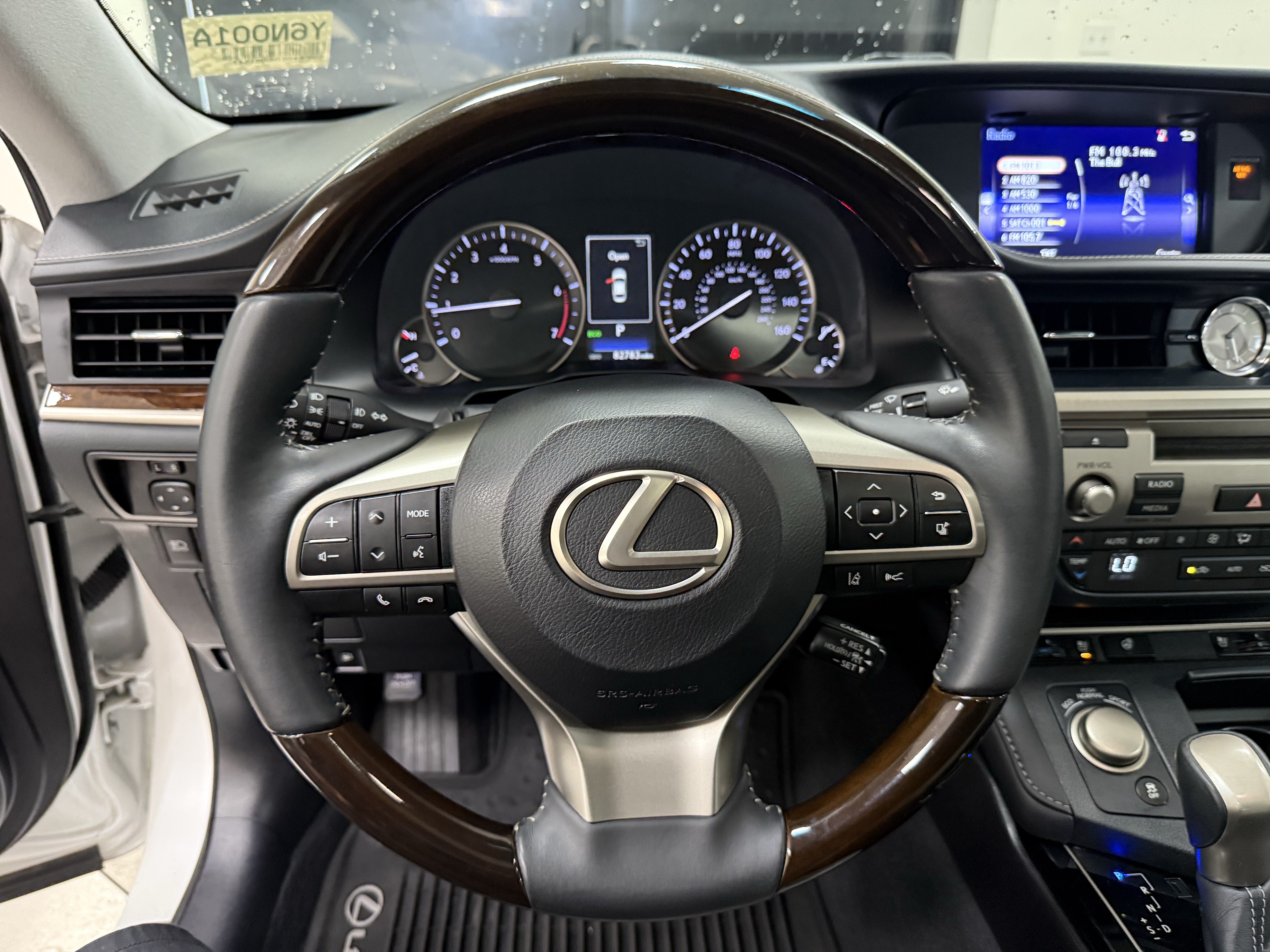 Used 2017 Lexus ES 350 w/ Premium Package FWD image 19