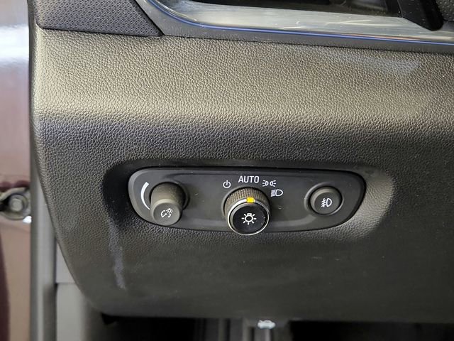 Used 2018 Chevrolet Traverse Premier AWD/4WD image 32