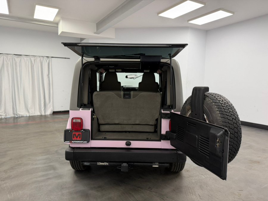 Used 2004 Jeep Wrangler Sahara w/ Dual Top Group AWD/4WD image 31