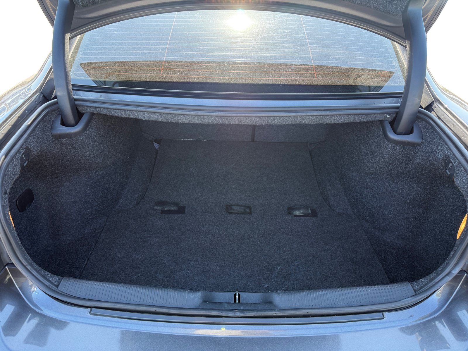 Used 2018 Dodge Charger R/T RWD image 17