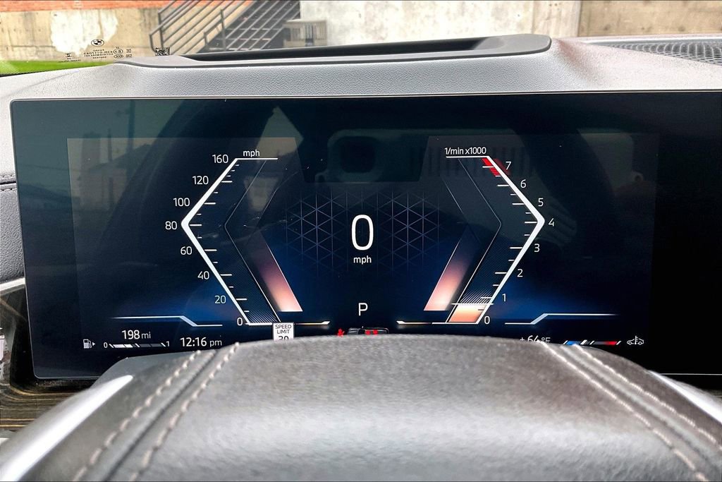 Used 2024 BMW X7 xDrive40i image 28