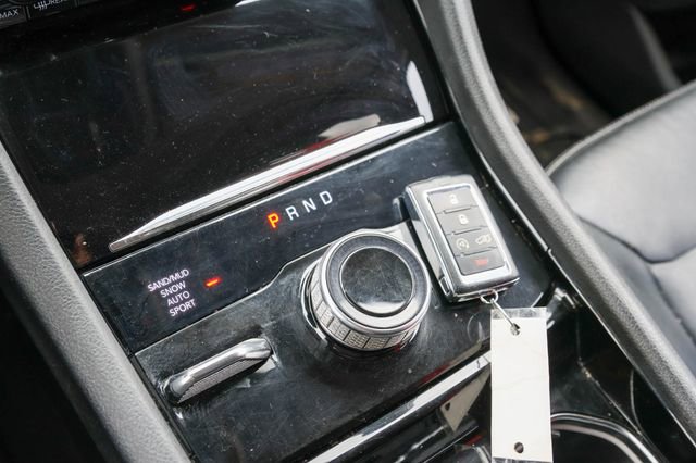 Used 2022 Jeep Grand Cherokee L Limited w/ Black Appearance Package AWD/4WD image 25
