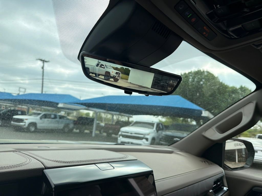 New 2026 GMC Yukon XL Denali image 23