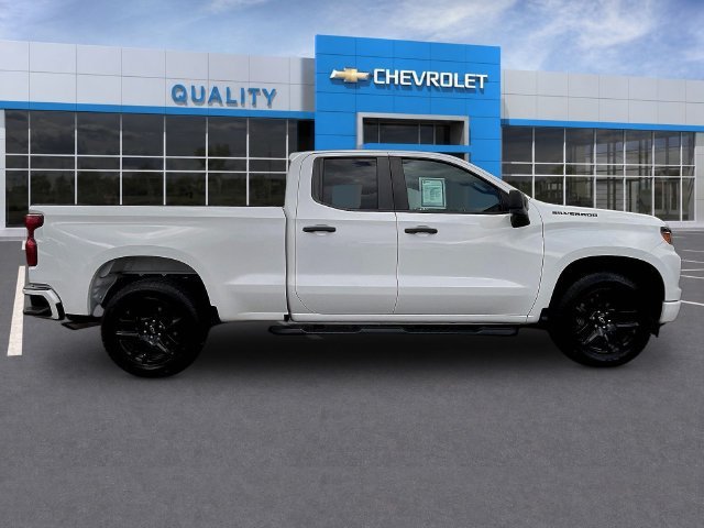 Certified 2024 Chevrolet Silverado 1500 Custom w/ Turbomax Blackout Package RWD image 8