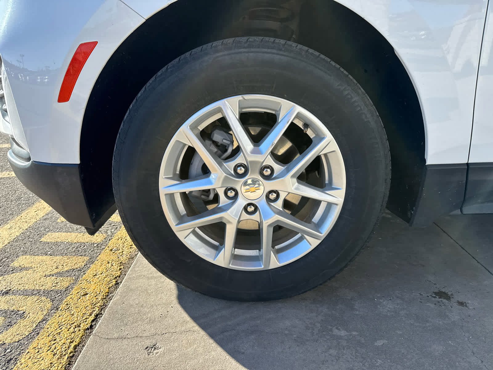 Certified 2024 Chevrolet Equinox LT image 7