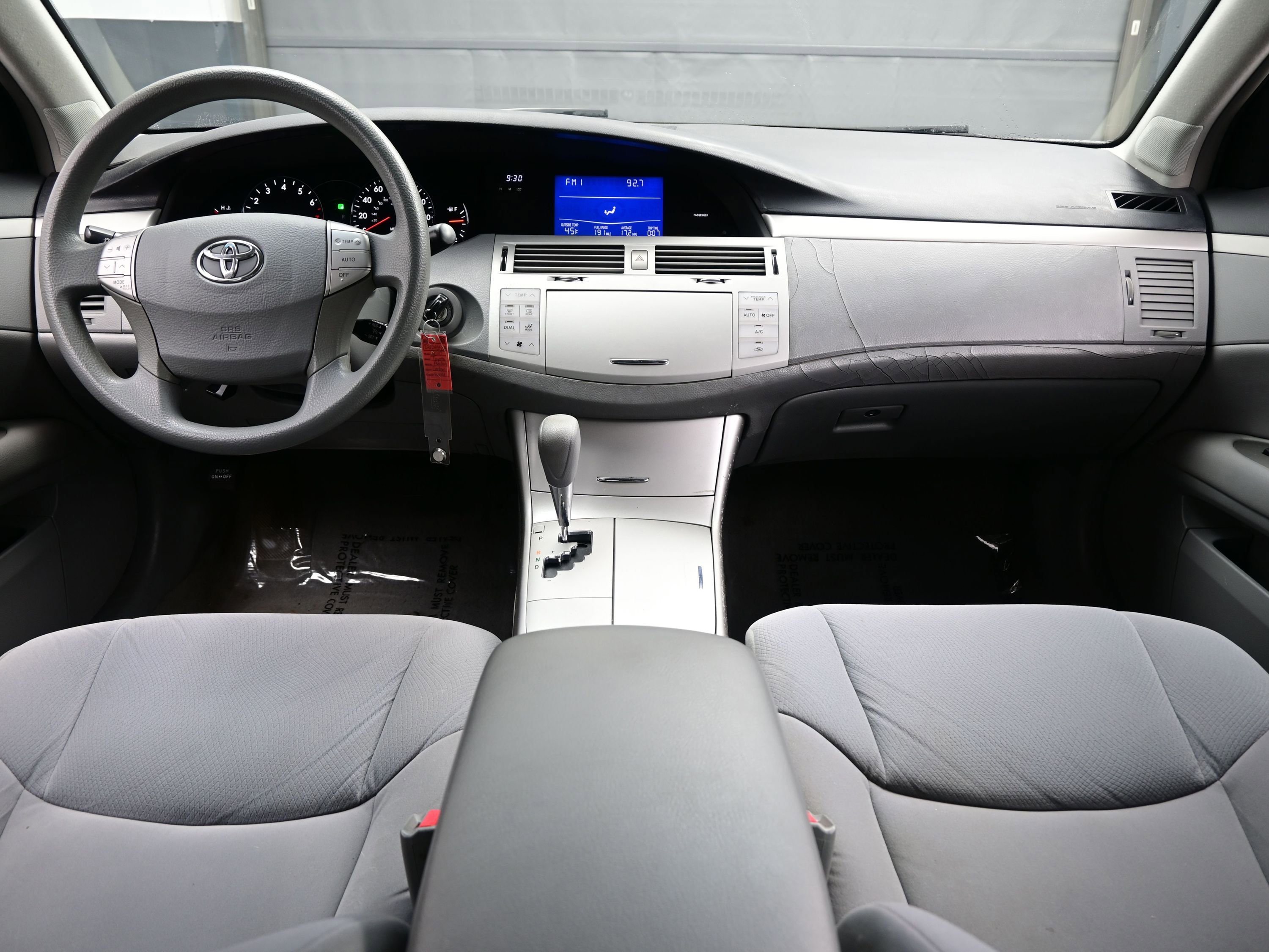 Used 2010 Toyota Avalon XL FWD image 16