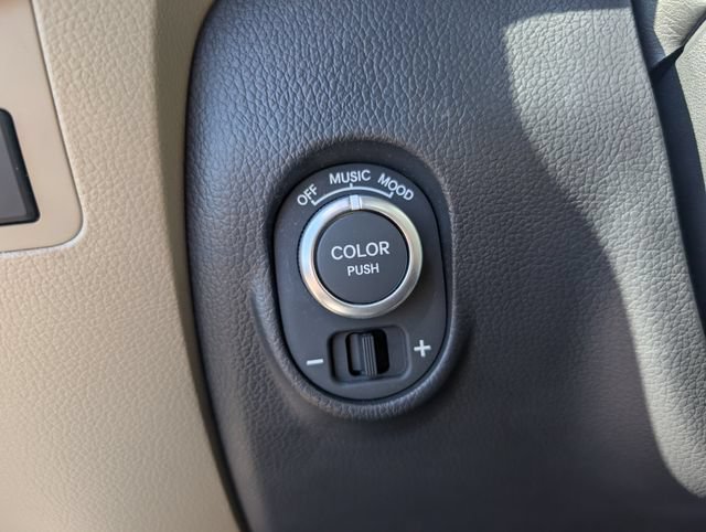 Used 2013 Kia Soul ! w/ Premium Pkg FWD image 15