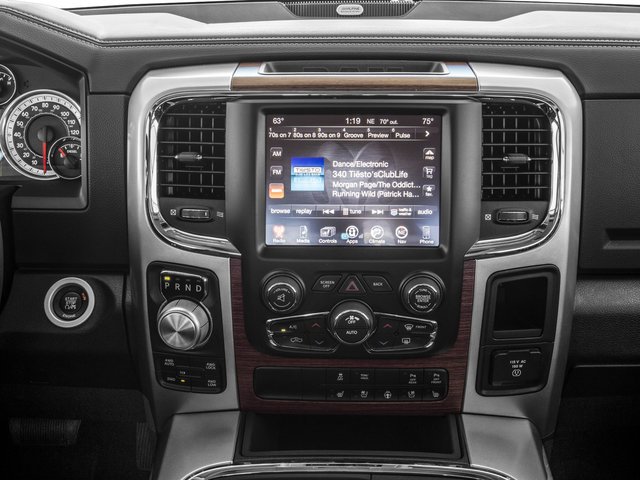 Used 2017 RAM 1500 Laramie AWD/4WD image 13