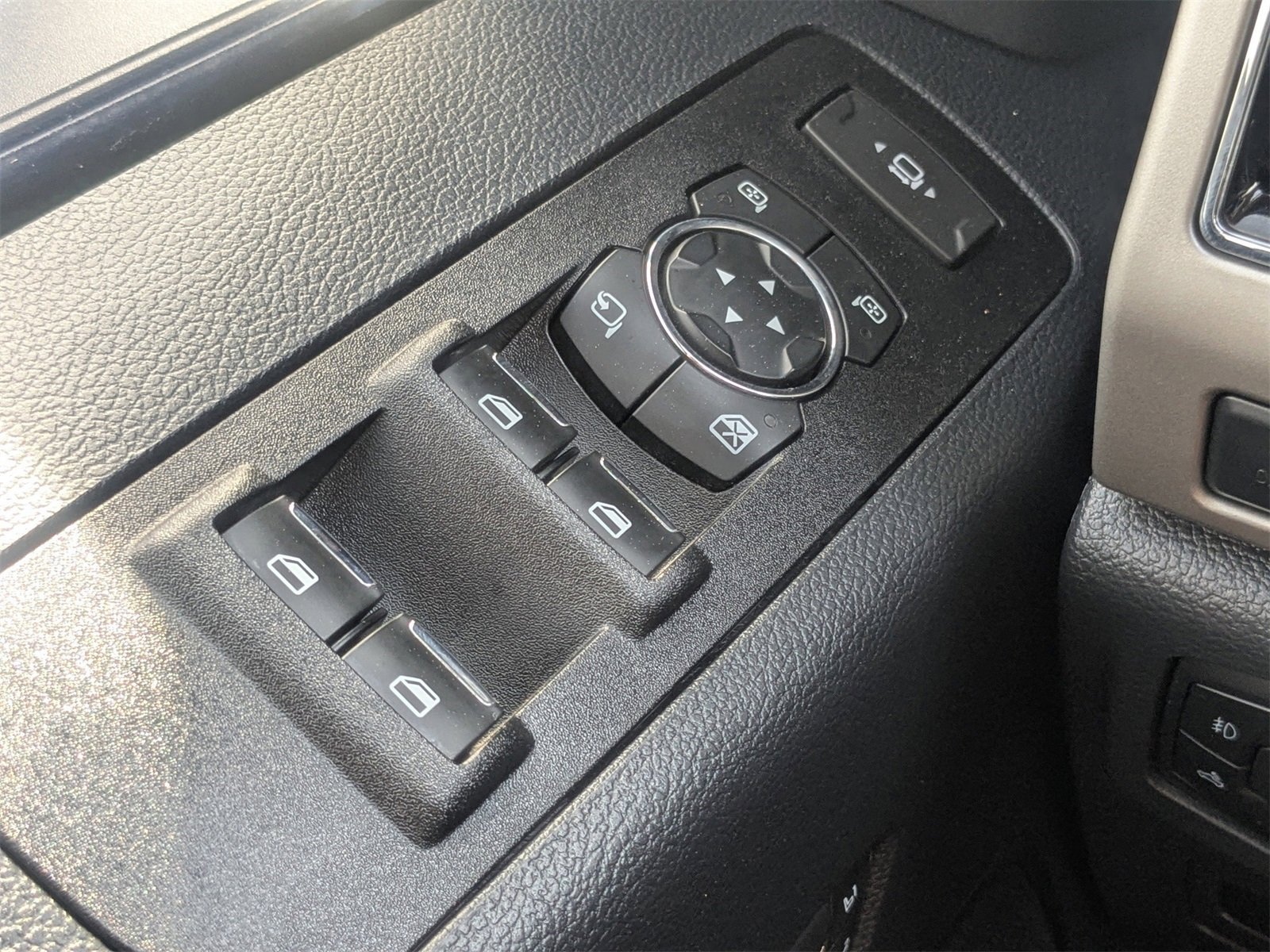 Used 2022 Ford F450 Lariat w/ Lariat Ultimate Package image 28