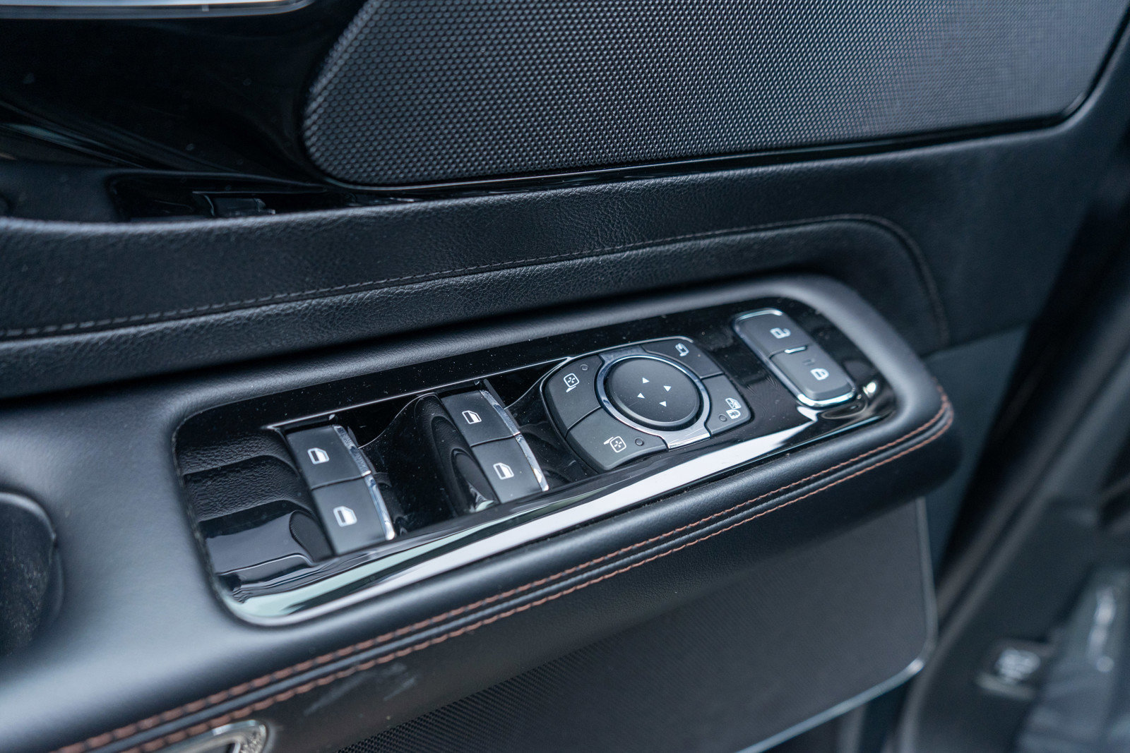 Used 2024 Lincoln Aviator Reserve image 15