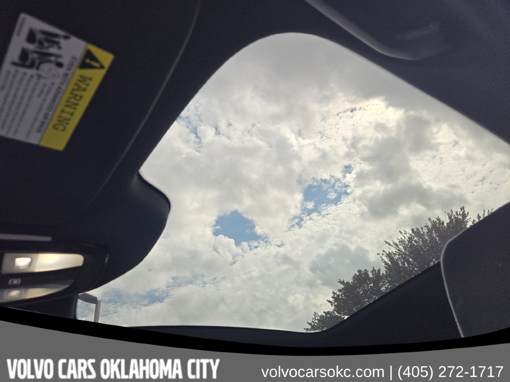 Certified 2023 Volvo C40 P8 Recharge Ultimate AWD/4WD image 19