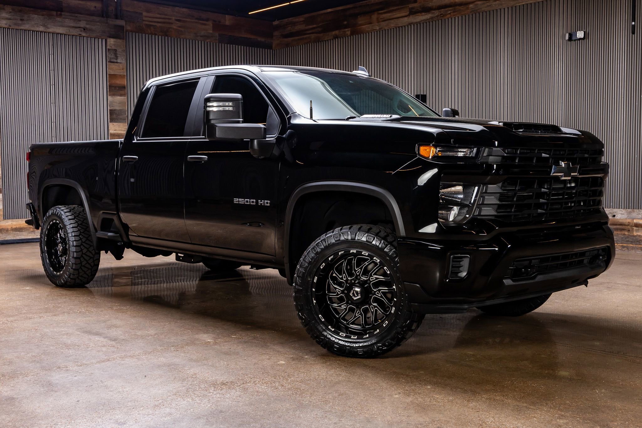 Used 2024 Chevrolet Silverado 2500 Custom w/ Custom Value Package