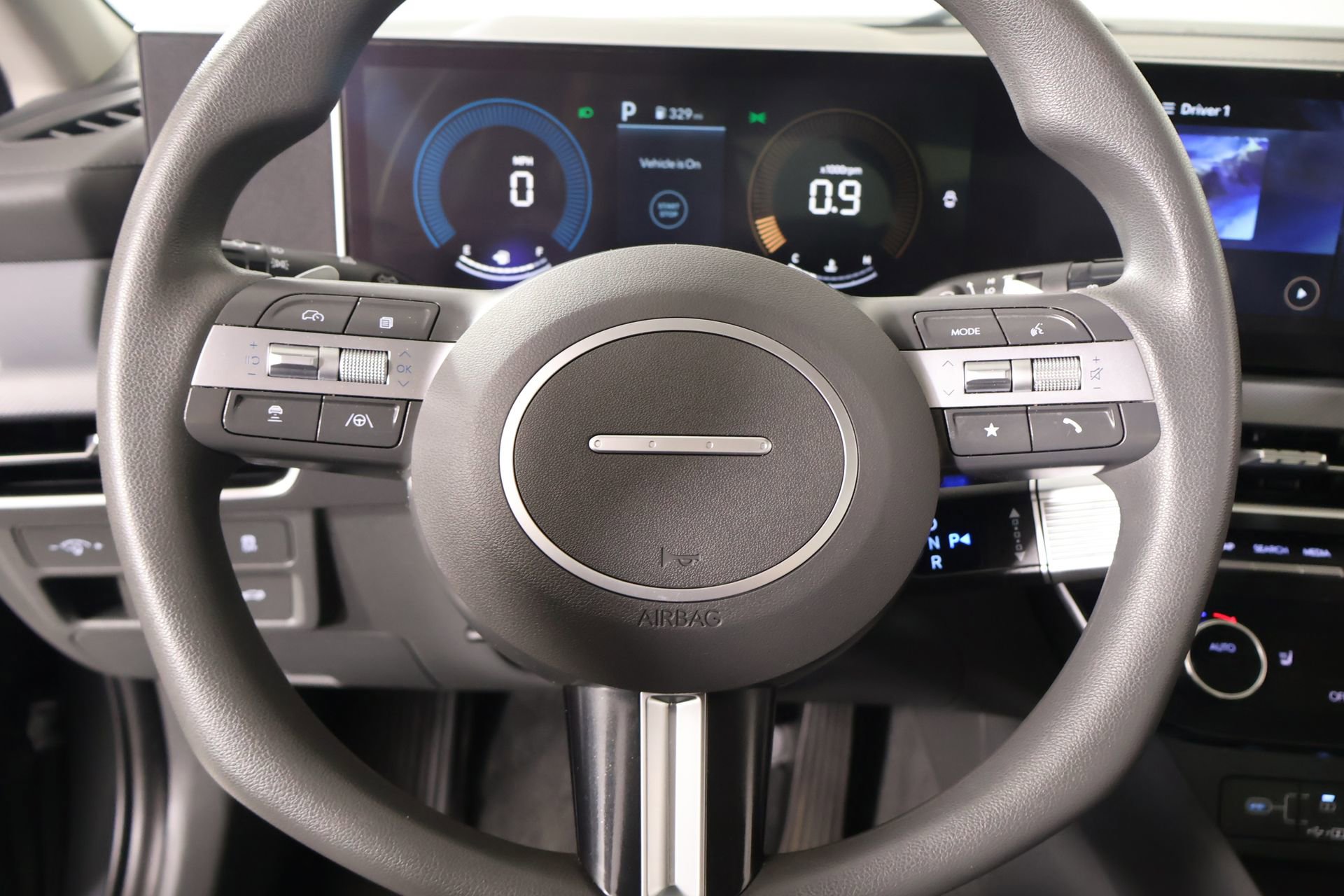 Used 2025 Hyundai Sonata SEL FWD image 3