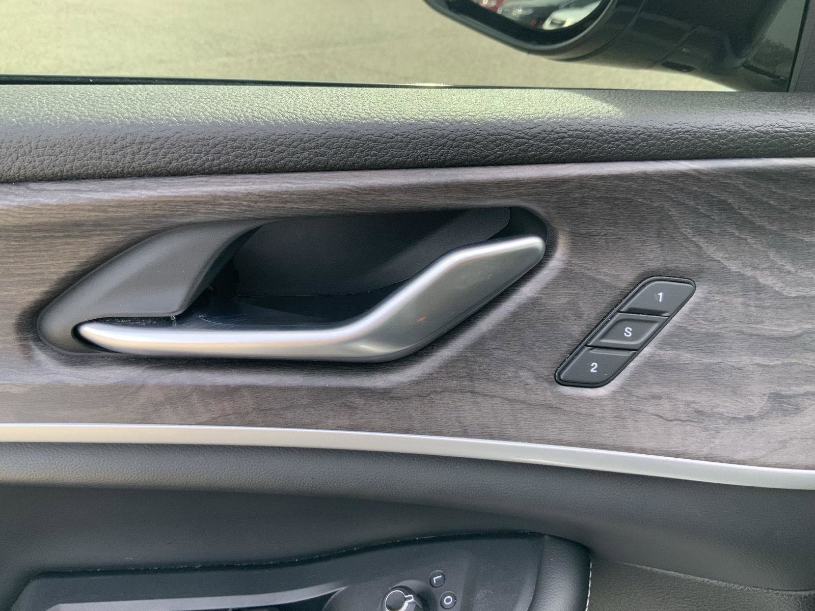 Used 2023 Jeep Grand Cherokee L Limited image 25