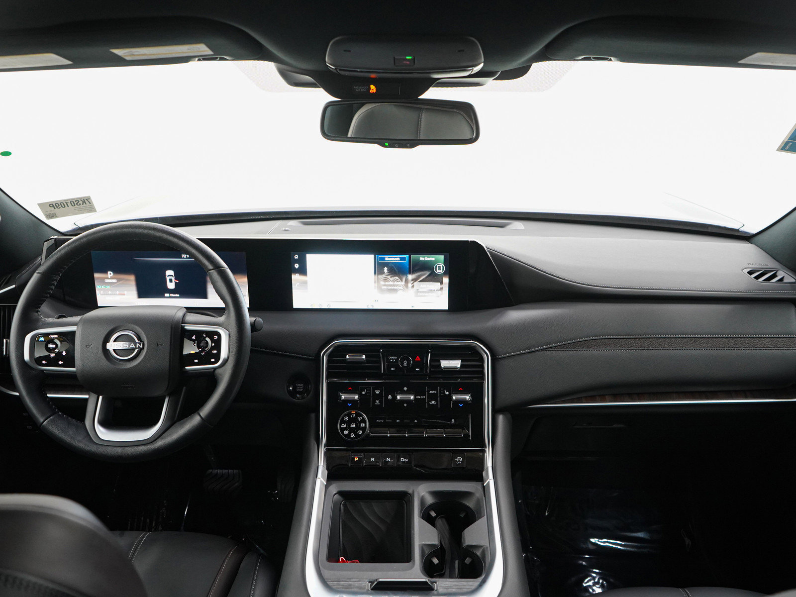 Used 2025 Nissan Armada SL AWD/4WD image 14