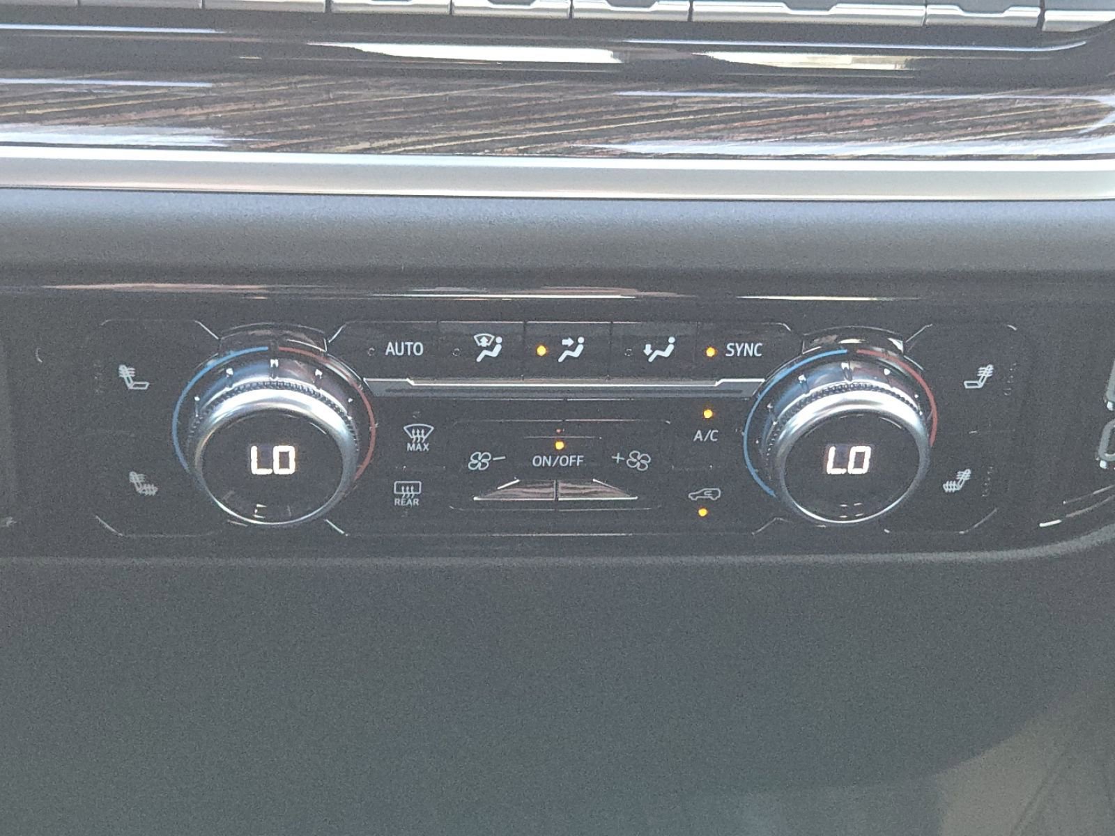 New 2026 GMC Sierra 1500 Elevation w/ Elevation Select Package image 33