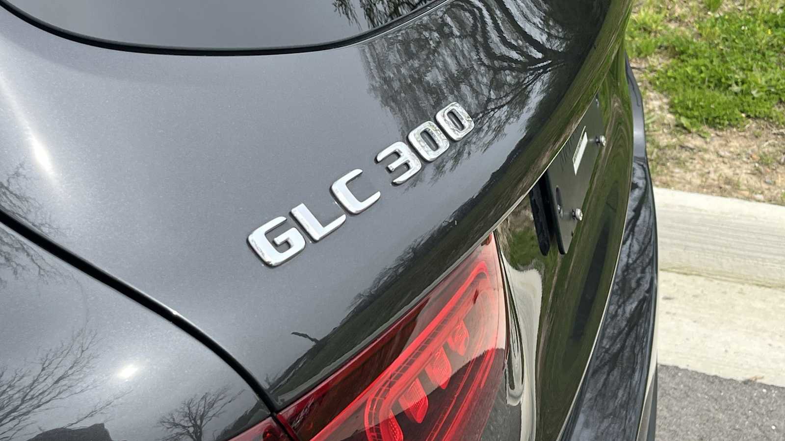 Used 2022 Mercedes-Benz GLC 300 4MATIC image 14