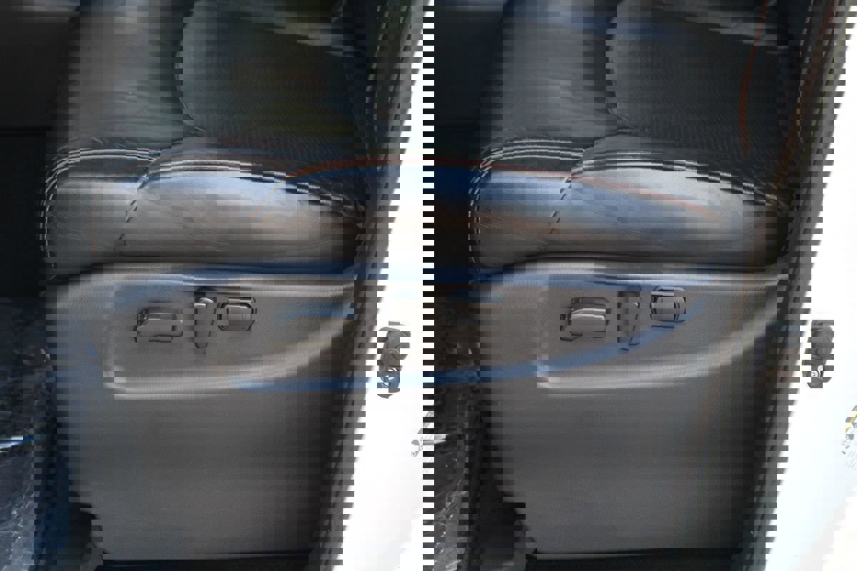 Used 2018 Nissan Armada Platinum w/ Cargo Package image 9