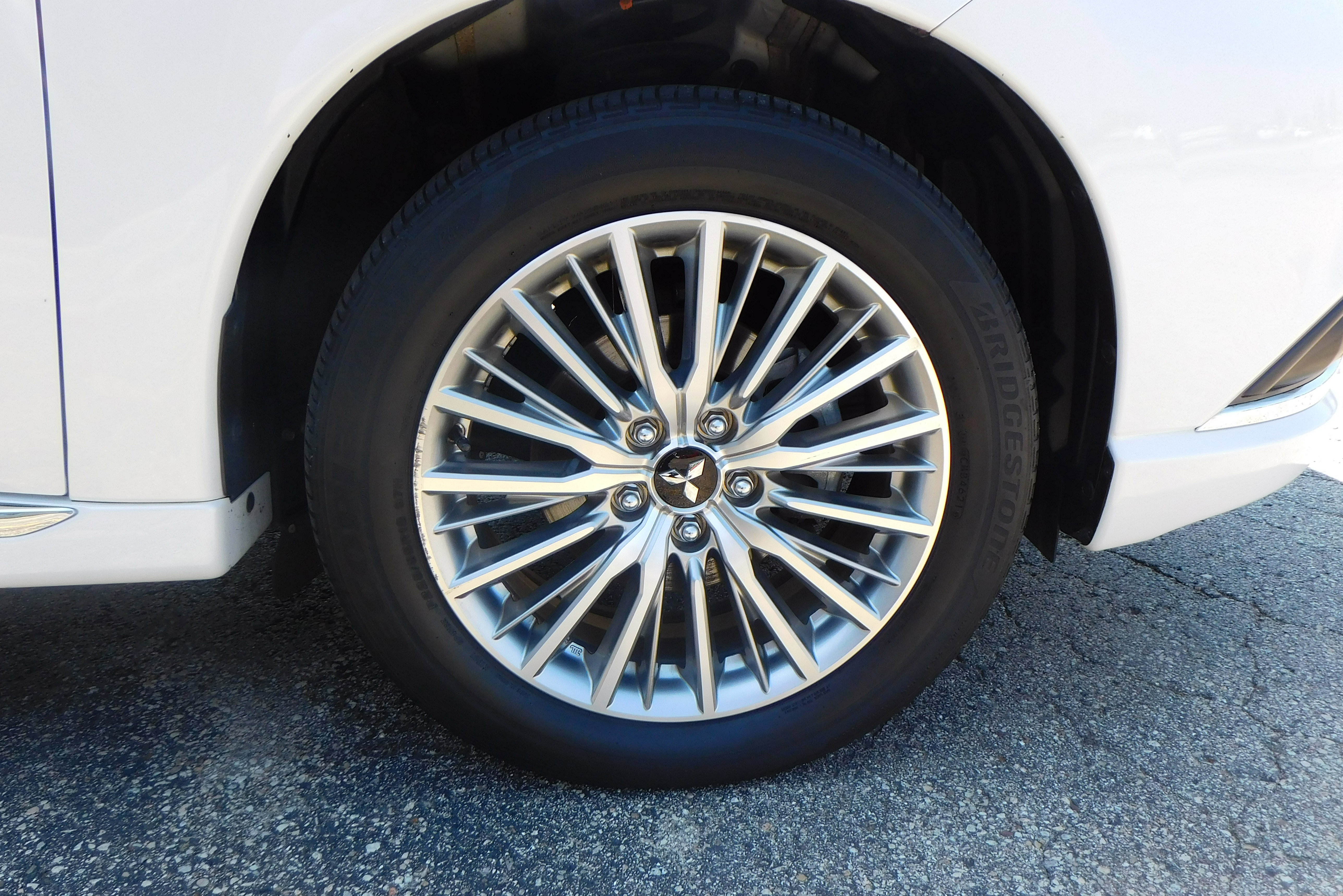 Used 2022 Mitsubishi Outlander SEL image 9