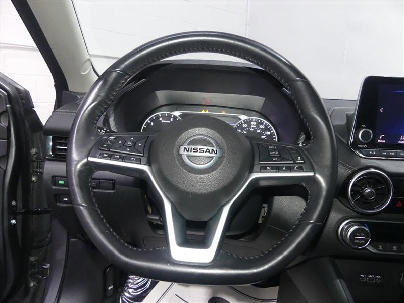 Used 2020 Nissan Sentra SV image 28