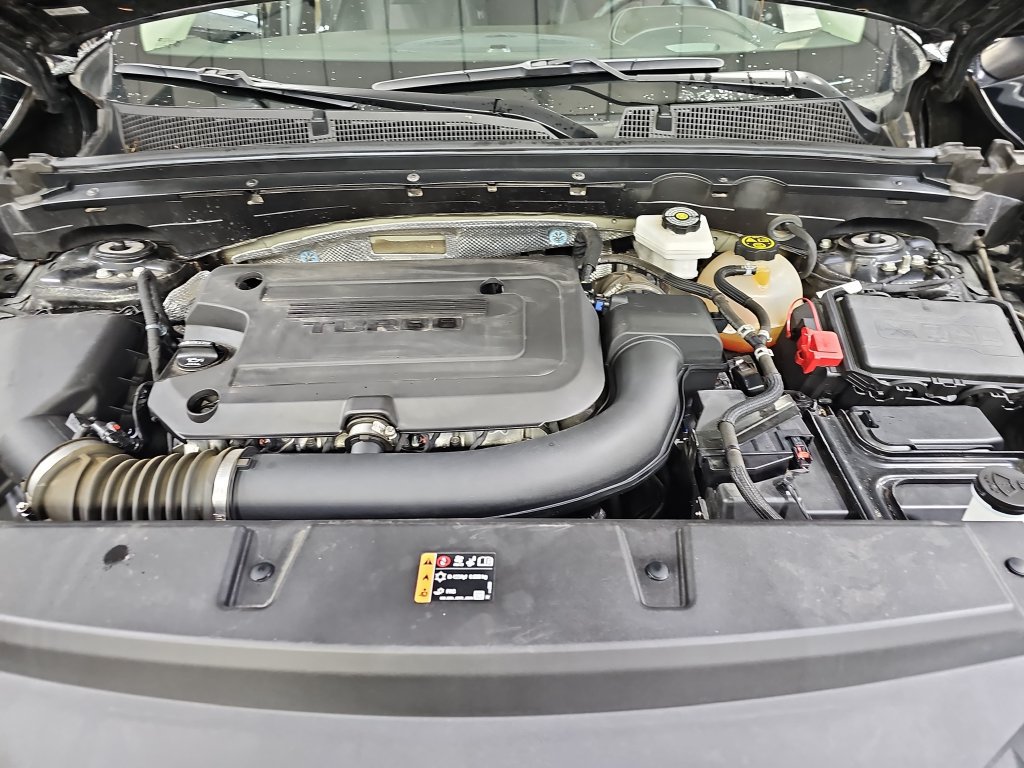 Certified 2023 Buick Envision Preferred AWD/4WD image 35