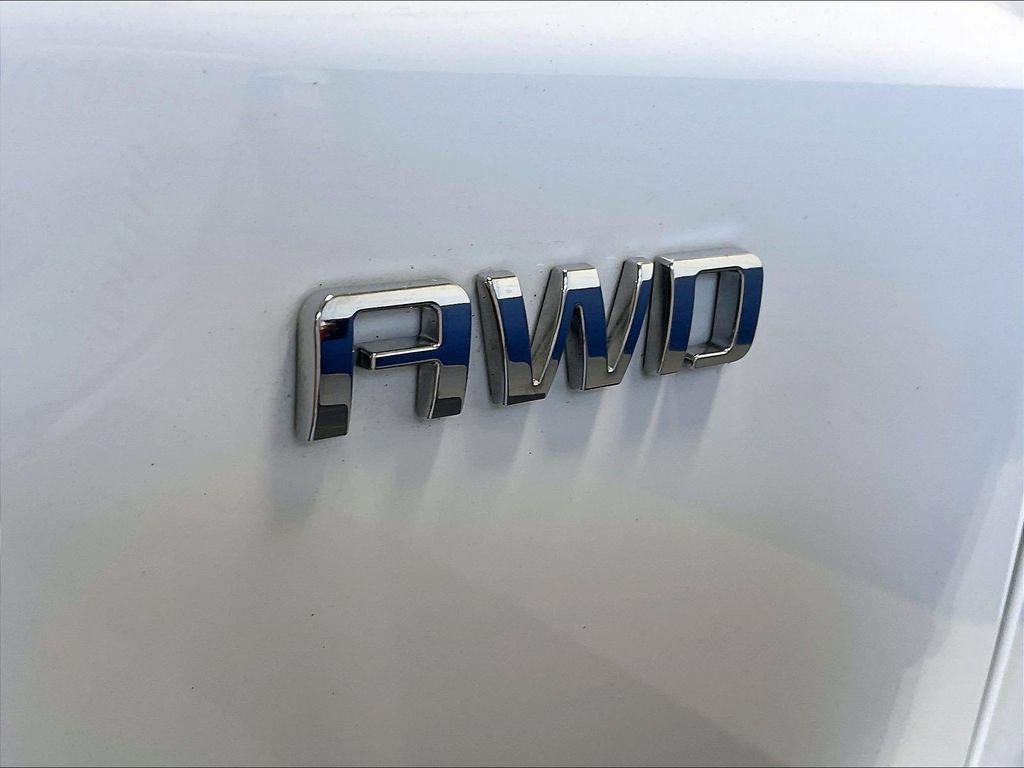 Used 2024 Chevrolet Blazer EV LT AWD/4WD image 30