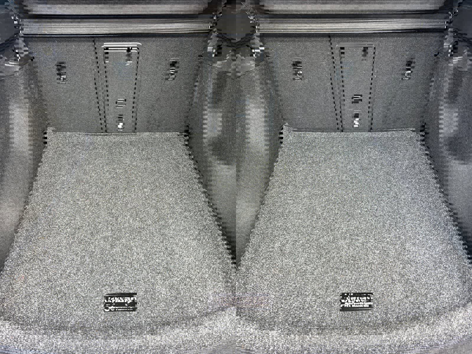 Used 2023 Volkswagen ID.4 Pro S image 16