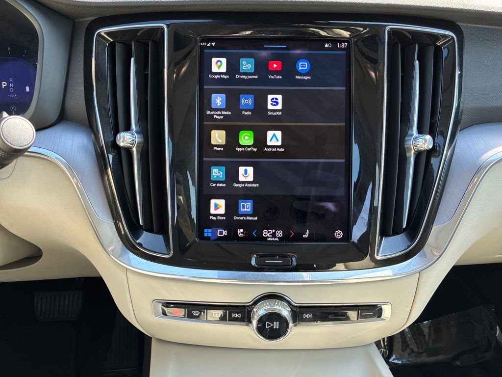 Used 2024 Volvo S60 B5 Core image 18