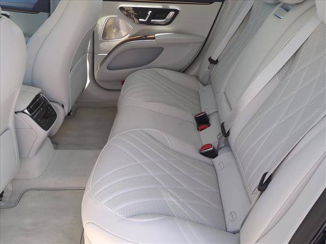 Used 2022 Mercedes-Benz EQS 580 4MATIC Sedan image 21