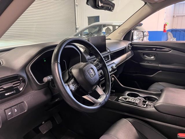 Used 2024 Honda Pilot Touring image 22