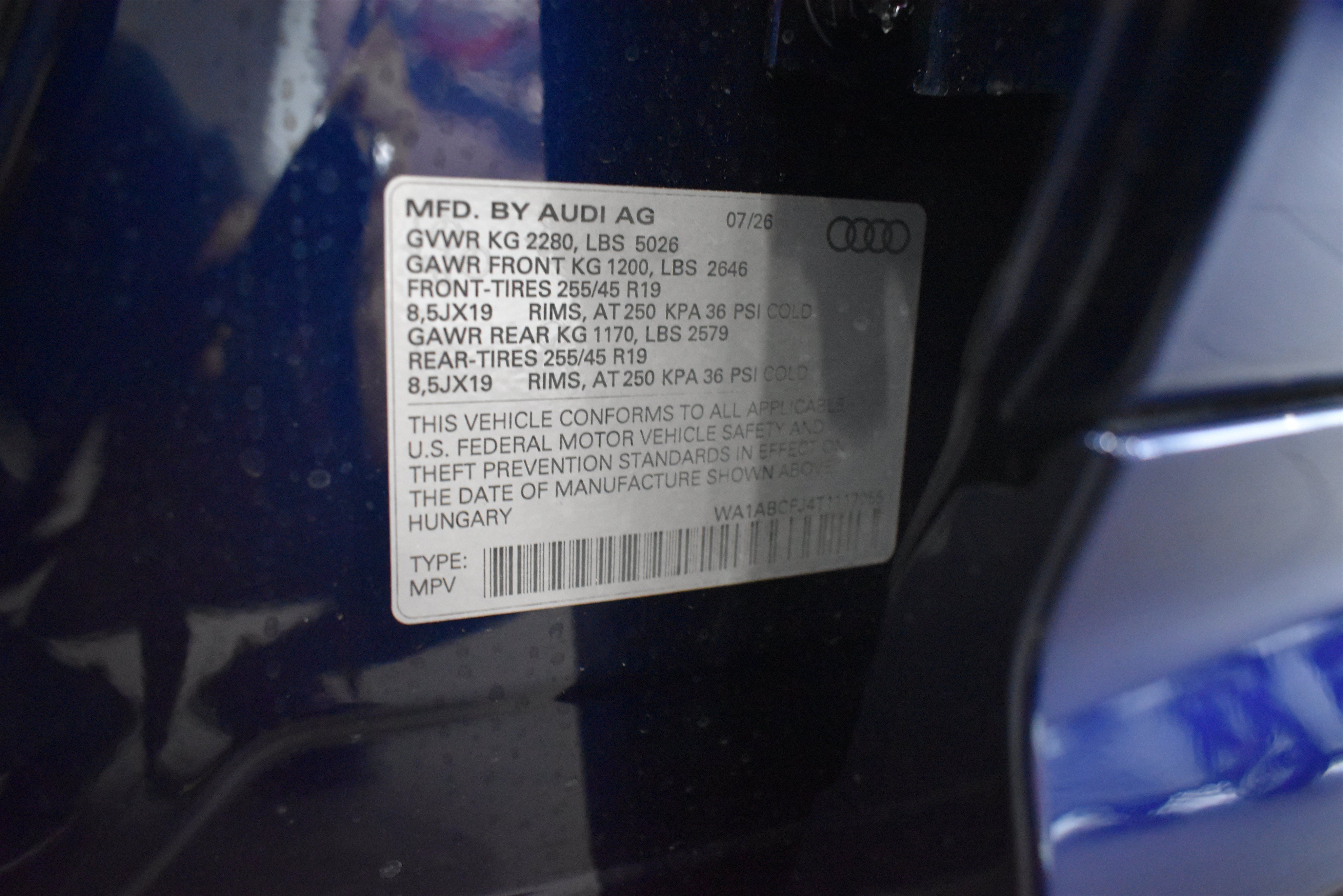 New 2026 Audi Q3 quattro 2.0T AWD/4WD image 33
