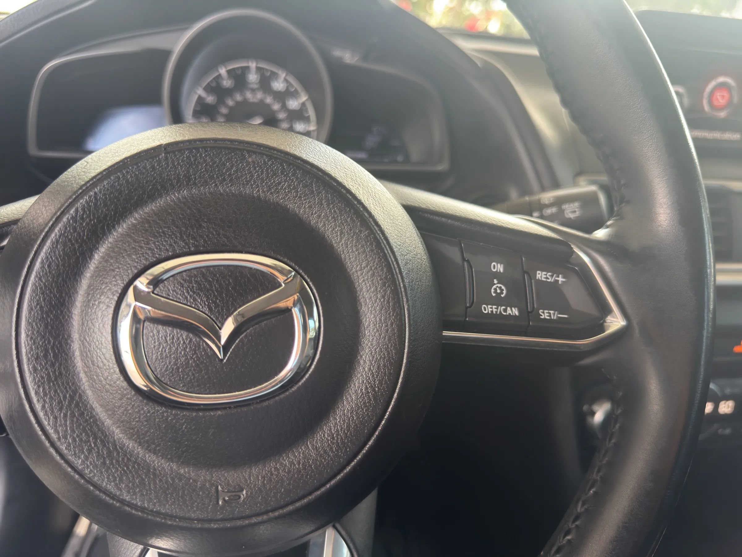 Used 2017 MAZDA MAZDA3 Grand Touring w/ Premium Equipment Package image 27