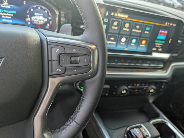 Used 2025 Chevrolet Silverado 1500 RST w/ Redline Edition AWD/4WD image 22