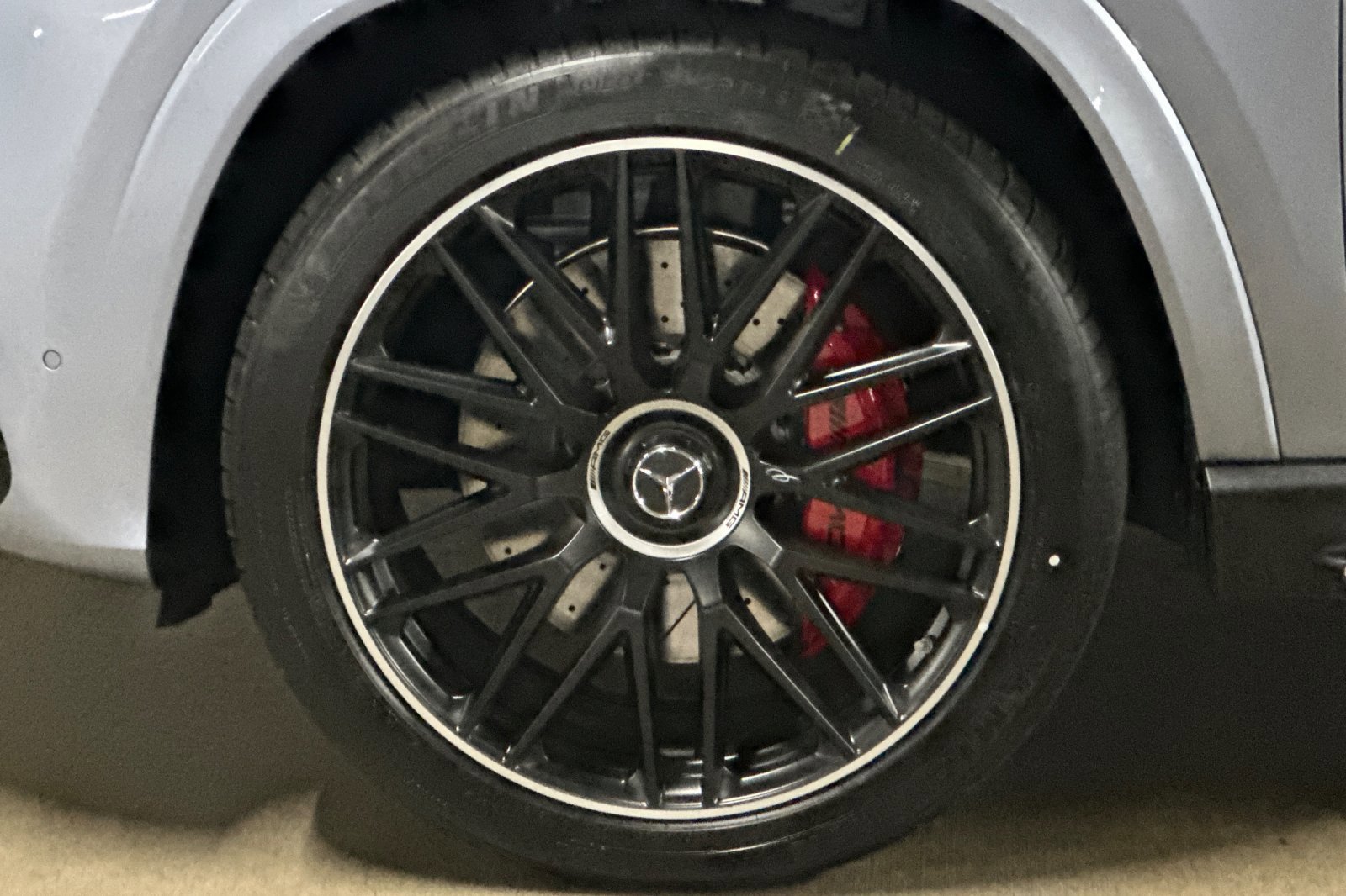 New 2025 Mercedes-Benz GLS 63 AMG 4MATIC image 11