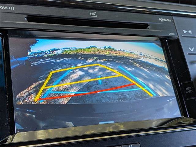 Used 2015 Toyota Avalon Limited FWD image 7