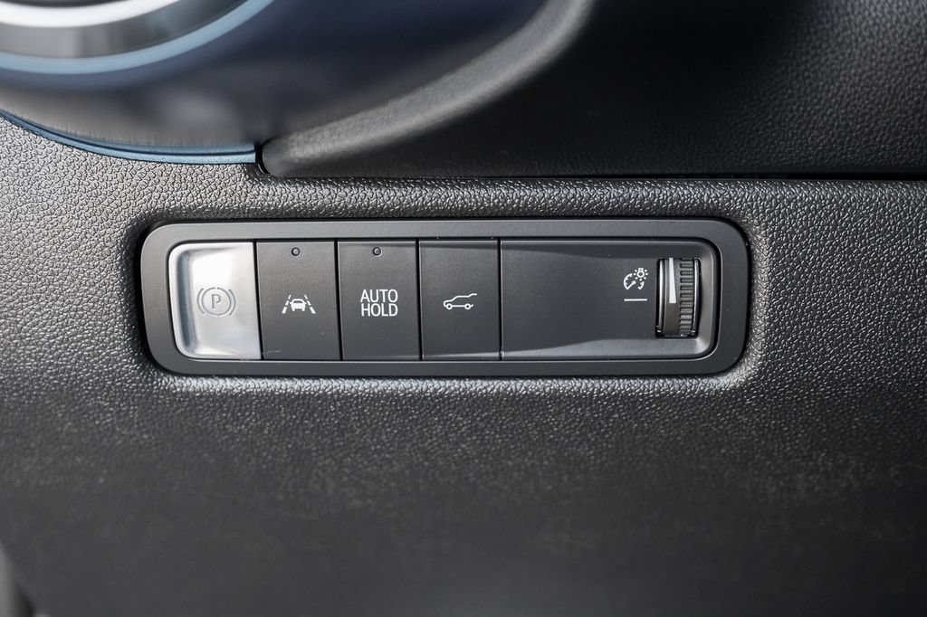 Used 2024 Chevrolet Equinox EV LT FWD image 26