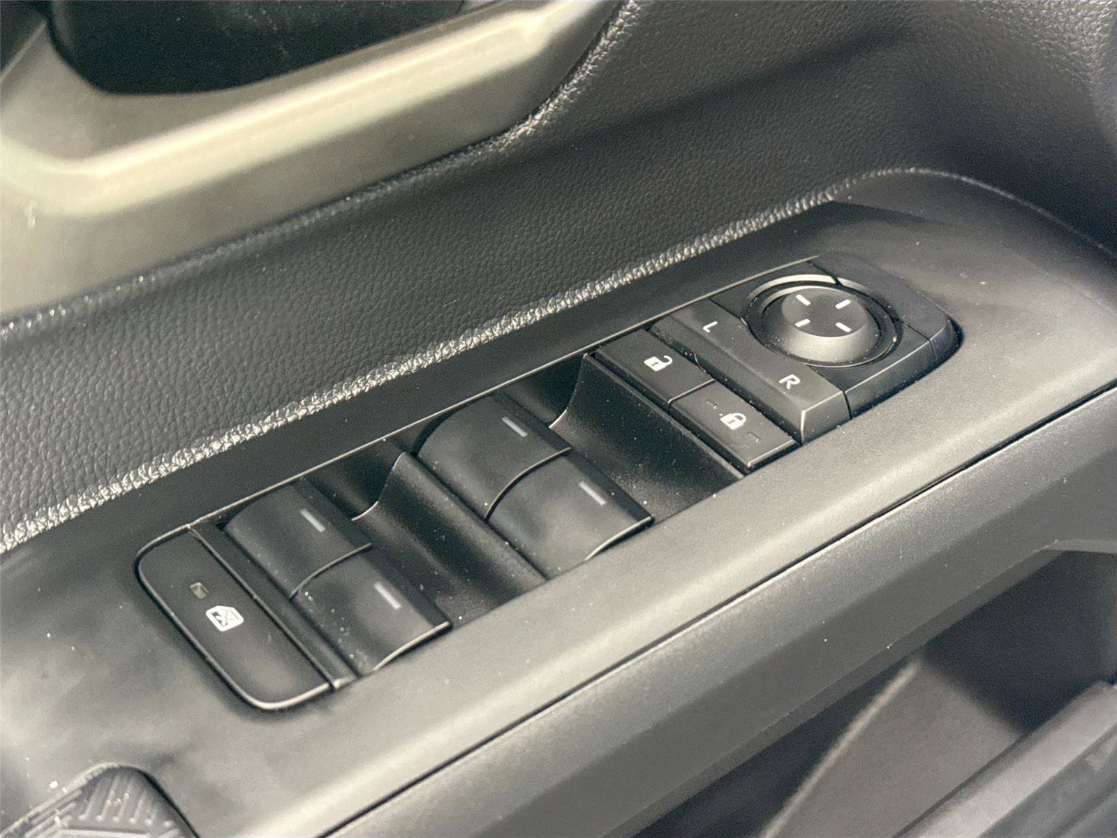 Used 2024 Toyota Tacoma TRD Sport image 28