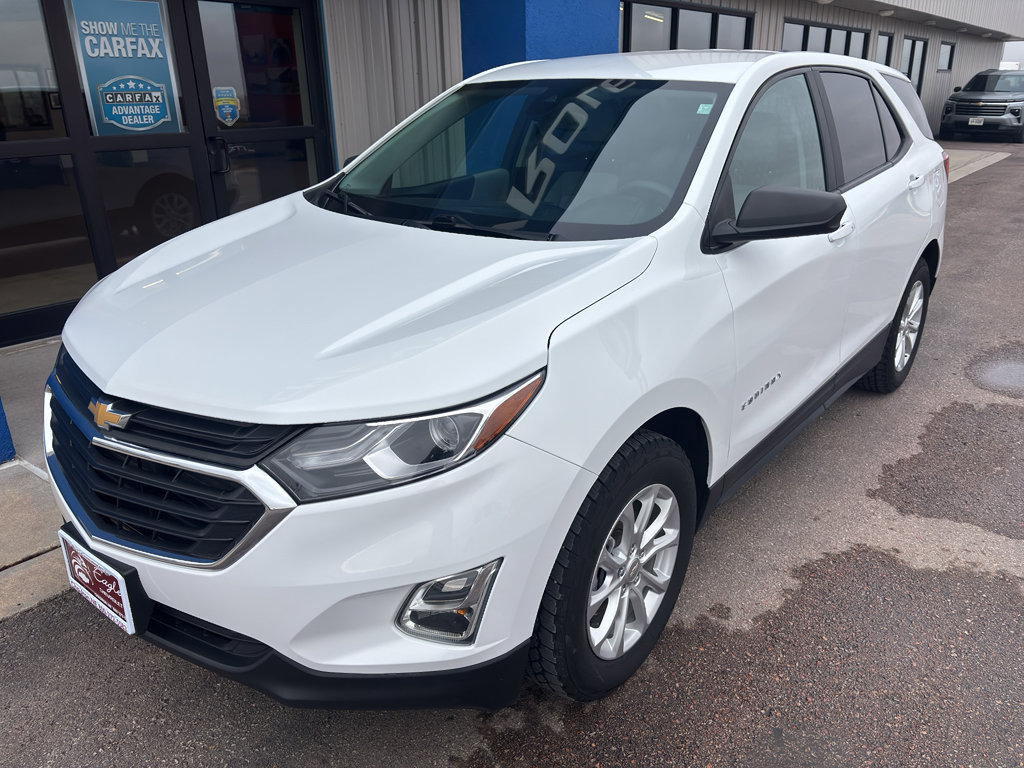 Used 2021 Chevrolet Equinox LS w/ LS Convenience Package image 2