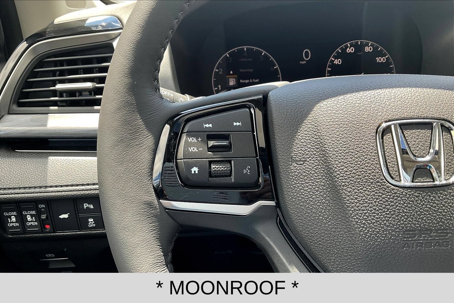 Used 2026 Honda Odyssey Elite image 11