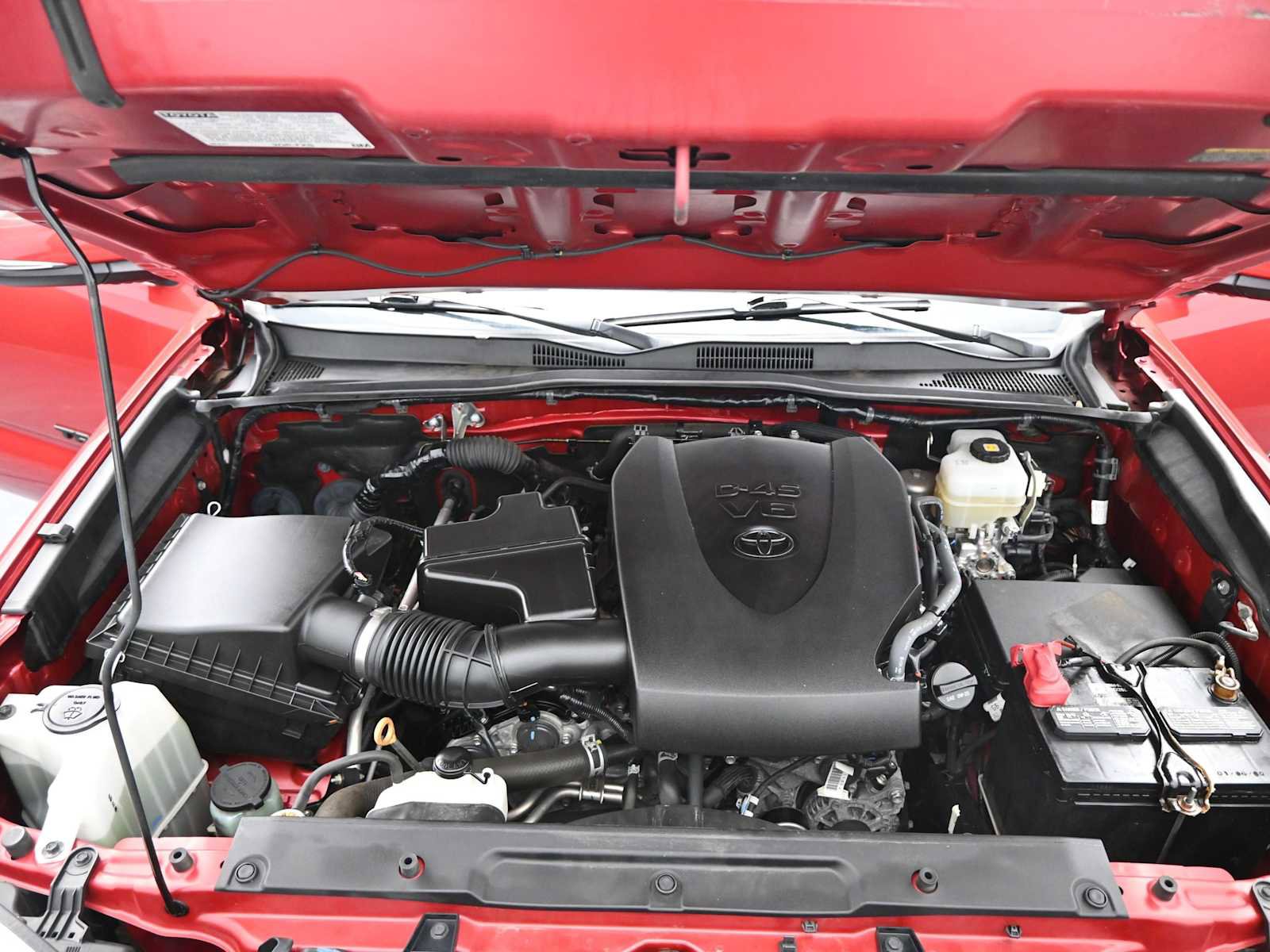 Used 2020 Toyota Tacoma TRD Off-Road image 24