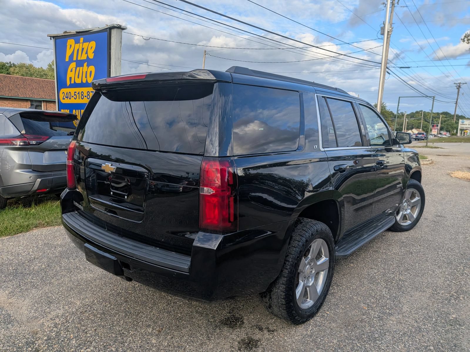 Used 2017 Chevrolet Tahoe LT AWD/4WD image 5