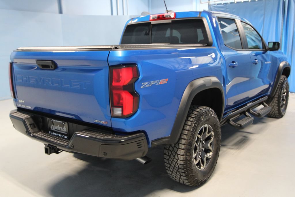 Used 2023 Chevrolet Colorado ZR2 w/ ZR2 Convenience Package III AWD/4WD image 35